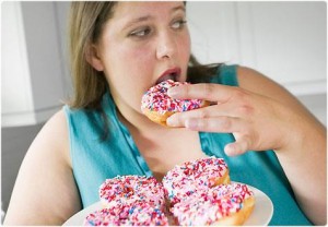Blog-What's behind the urge to eat_ Unpacking emotional and uncontrolled eating