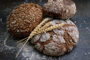 Can Your Gut Bacteria Predict Your Weight Loss Success On A Wholegrain-Rich Diet?